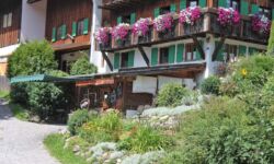 Grüß Gott im Hofladen + Käserei Krötz Grüß Gott im Hofladen + Käserei Krötz